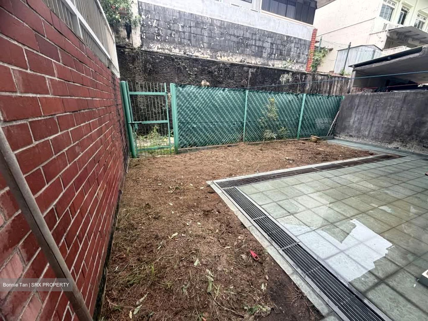Sembawang Springs Estate (D27), Factory #593783121